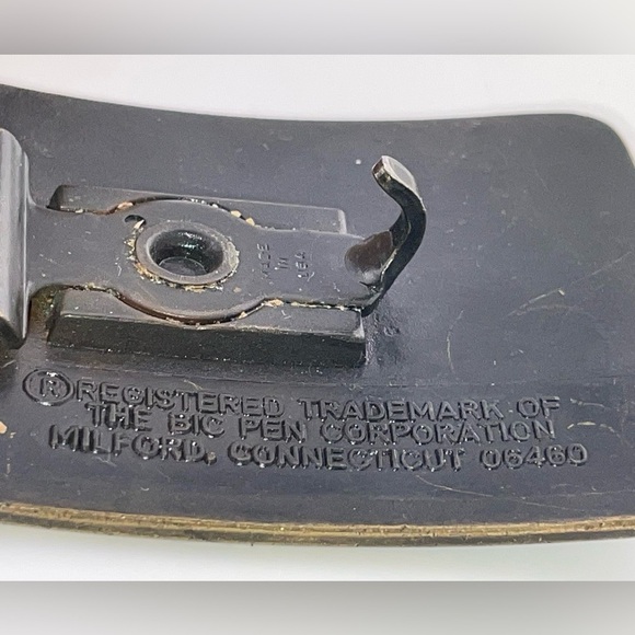 VINTAGE 1970s **FLICK MY BIC** BIC PEN CORPORATION ADVERTISEMENT BUCKLE​​​​​​​​ - Picture 3 of 5